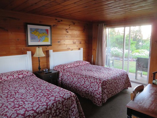 Bella Vista Motel — Guest room