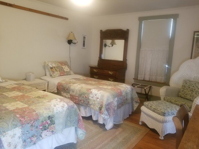 Bellefonte Bed and Breakfast — Guest room
