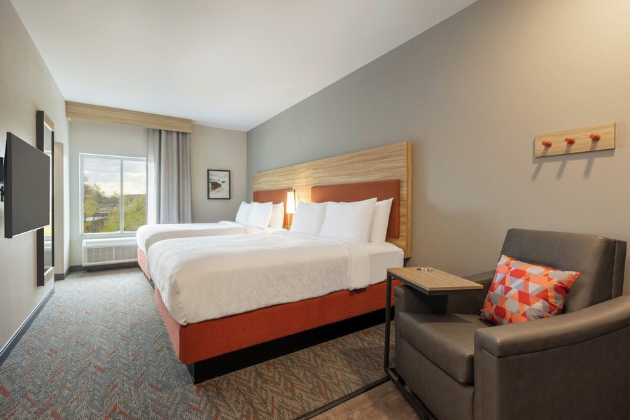 Bellefonte State College KOA — Guest room