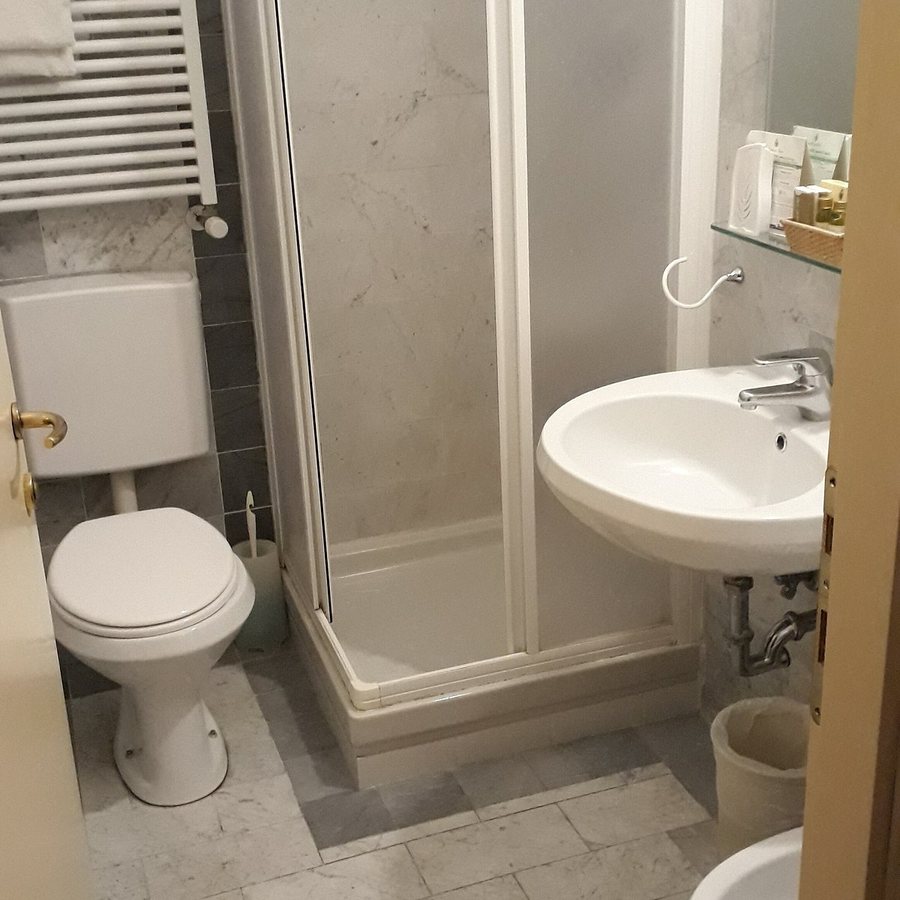 Bellevue House — Bathroom