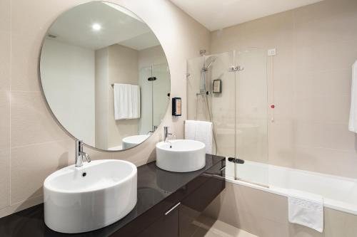 Belmar Spa Beach Resort — Bathroom