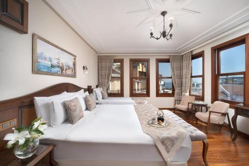 Bender Hotel Istanbul — Guest room