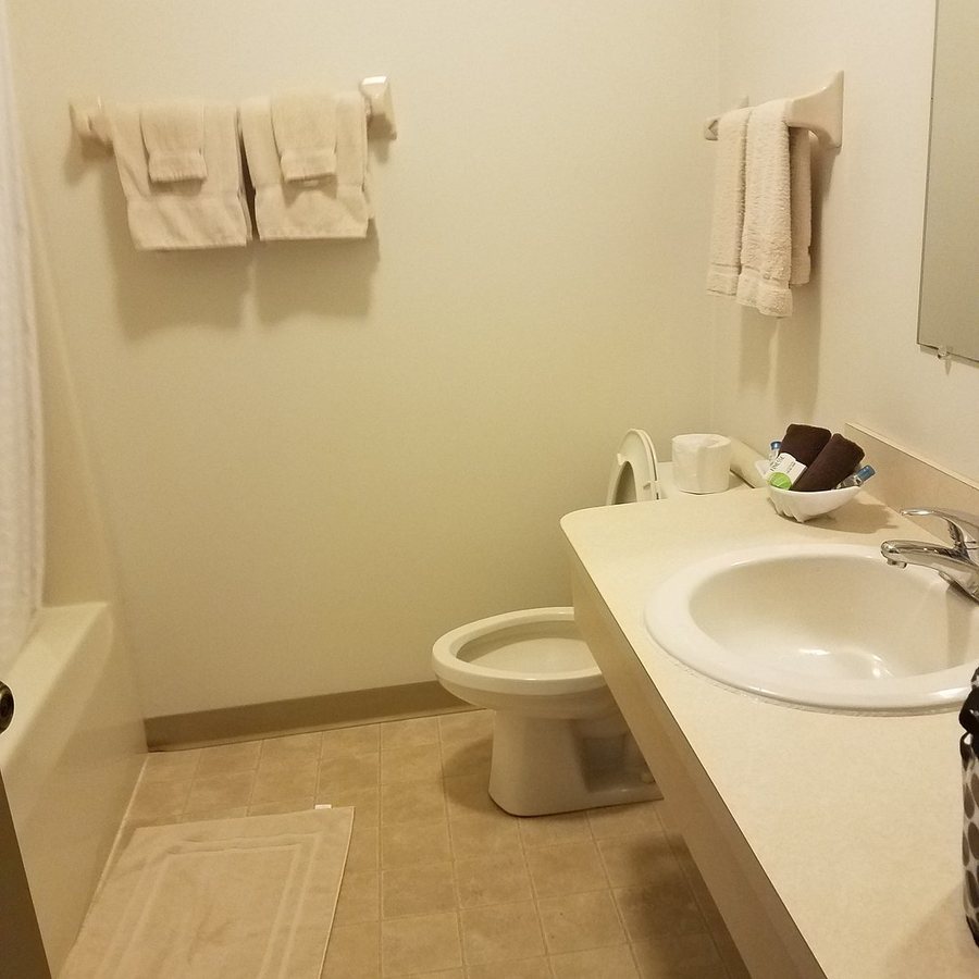 Berlin Heritage Inn — Bathroom