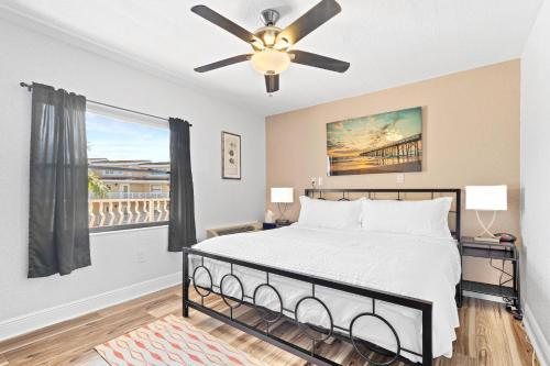Beso Del Sol Resort — Guest room