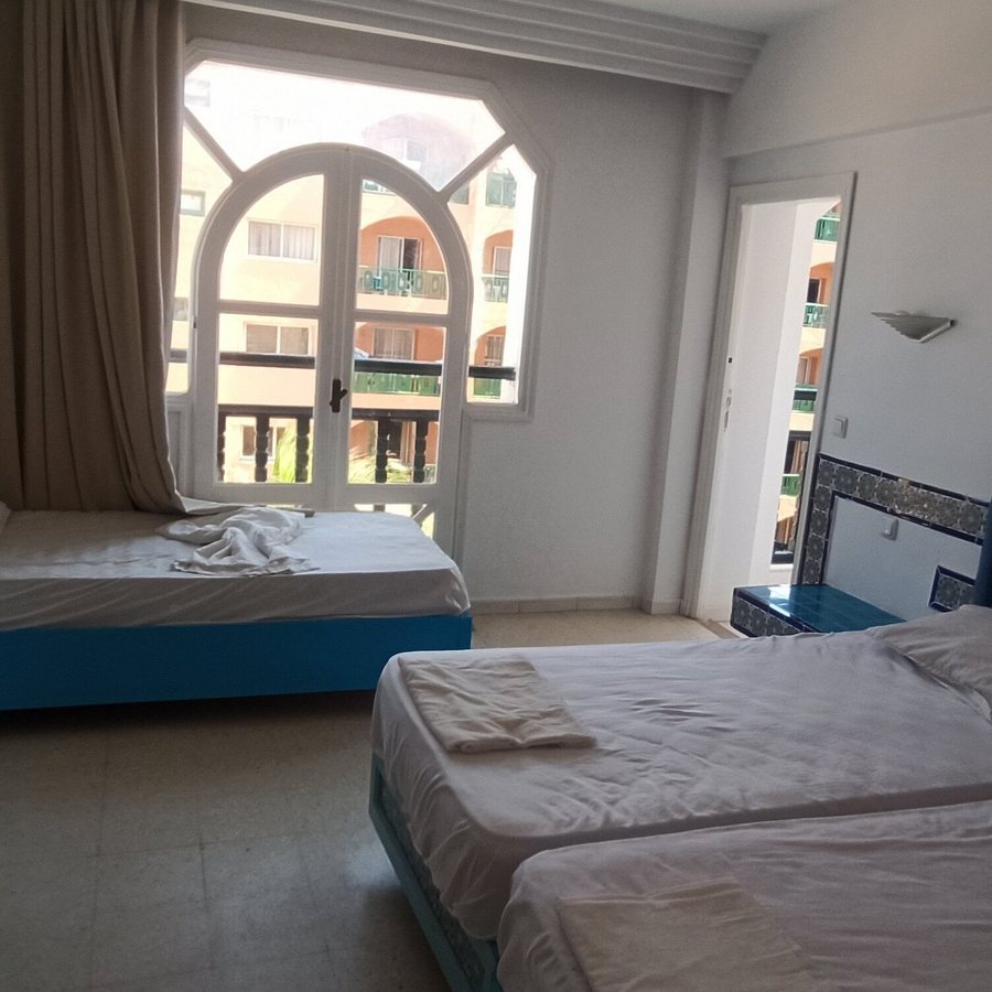 Best Beach Hotel — Guest room