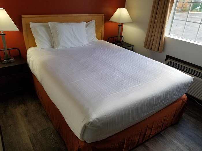 Best Lynnwood Inn — Guest room