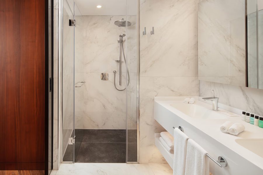 Best Point Suites Istanbul — Bathroom