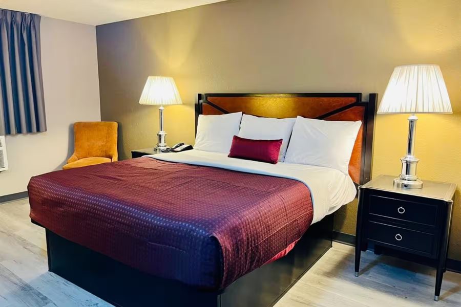 Best Western Benton Harbor St Joseph — Guest room