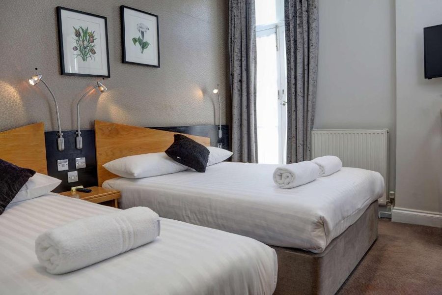 Best Western Buckingham Palace Rd — Guest room