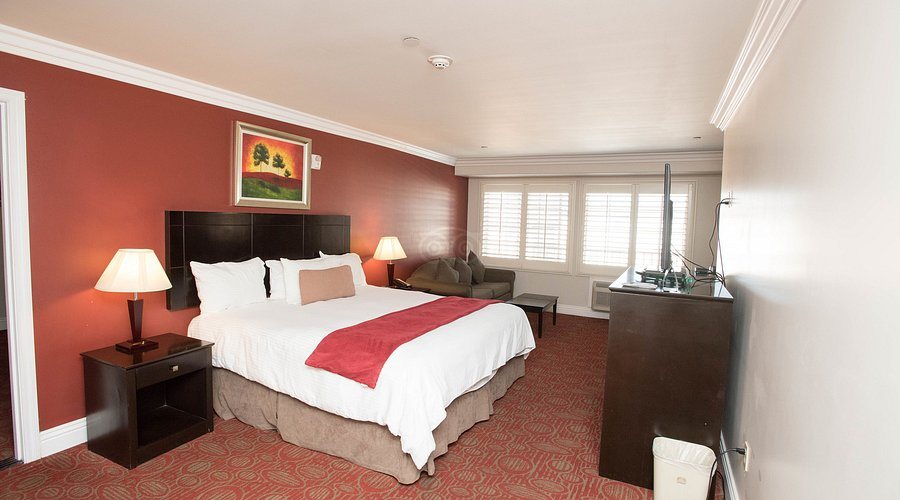 Best Western Burbank Airport Inn Los Angeles California — Guest room