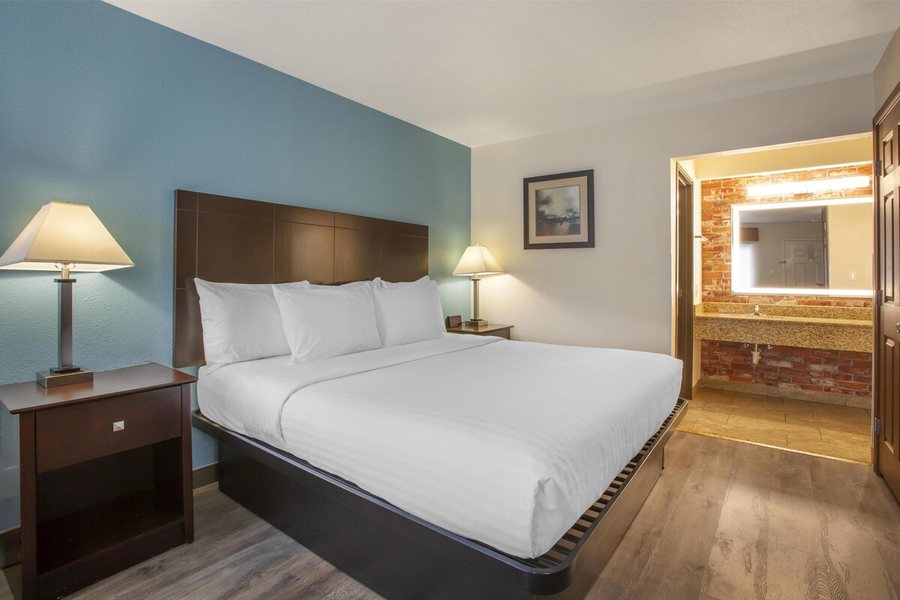 Best Western Copper Hills Inn — Guest room