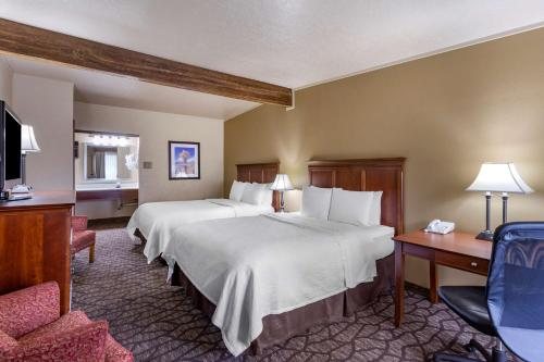 Best Western Dunmar Inn — Guest room