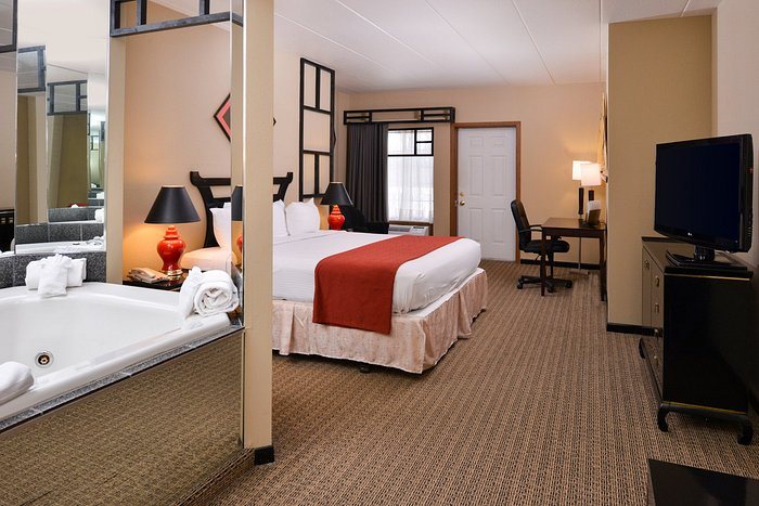 Best Western Galena Inn Suites Galena Illinois — Guest room