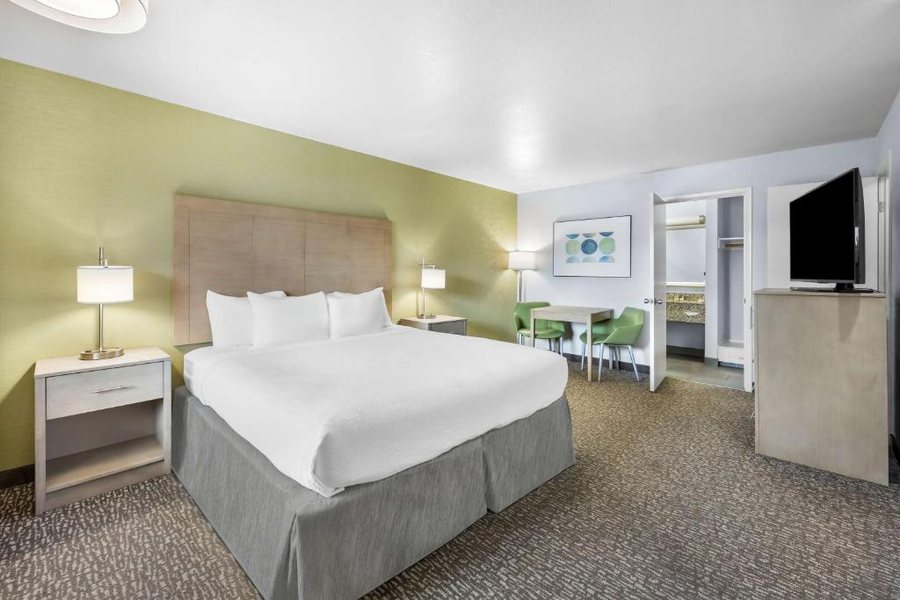 Best Western Grants Pass Inn — Guest room