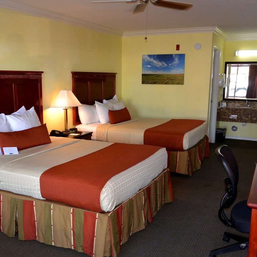 Best Western Heritage Inn — Guest room