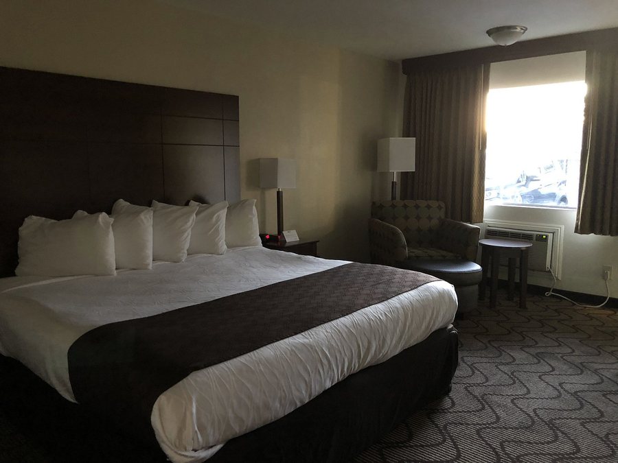Best Western Heritage Inn — Guest room