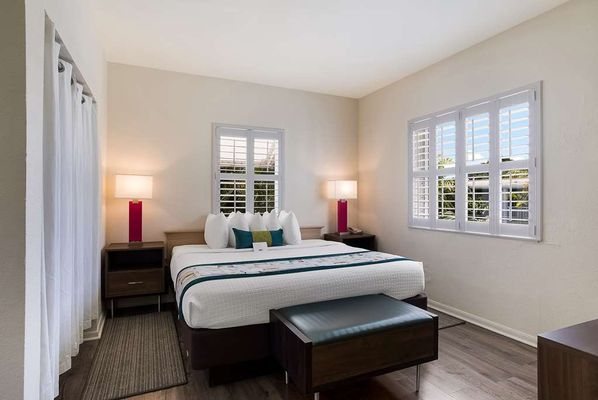 Best Western Hibiscus Motel — Guest room