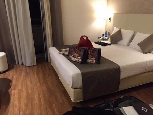 Best Western Hotel City — Guest room