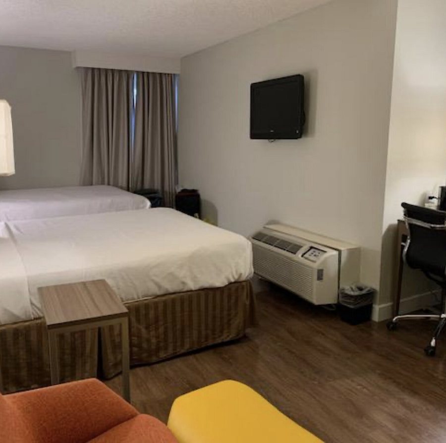 Best Western Inn At Palm Springs — Guest room