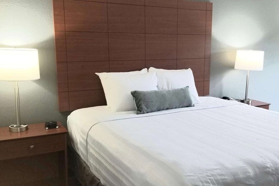 Best Western Lexington Inn — Guest room
