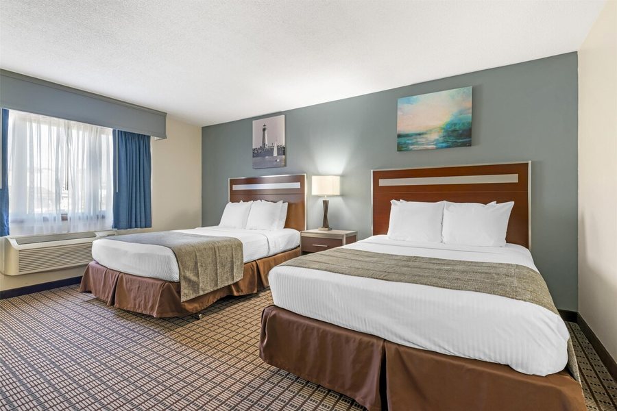 Best Western Maritime Inn — Guest room