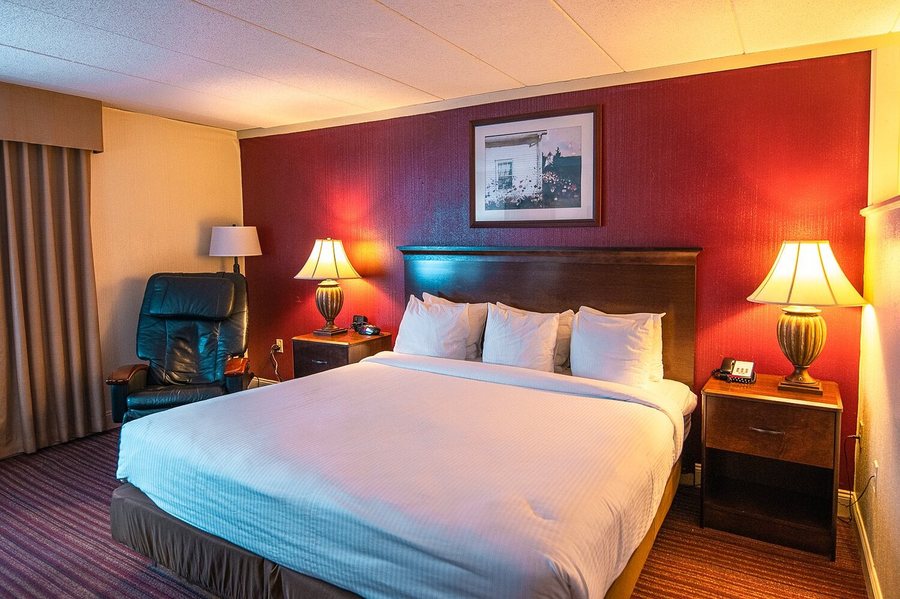 Best Western Merry Manor Inn — Guest room