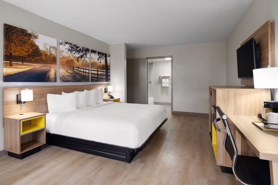 Best Western Montgomery I 85 North — Guest room