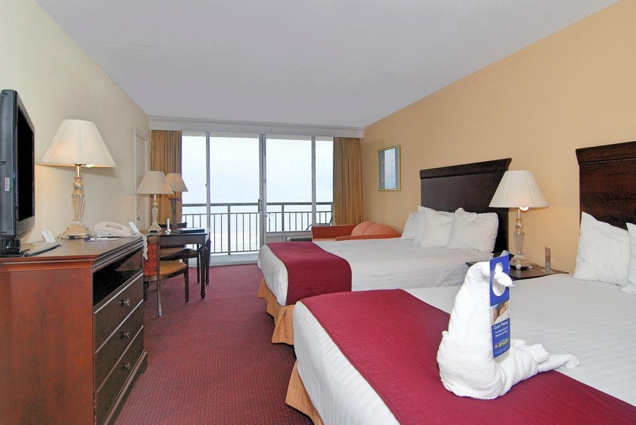 Best Western Ocean Sands Beach Resort — Guest room
