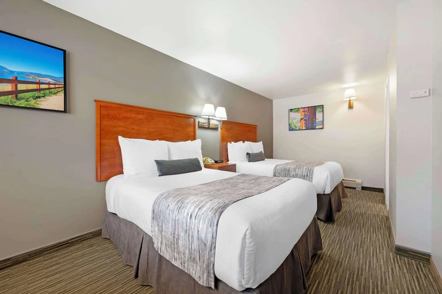 Best Western Paradise Inn — Guest room