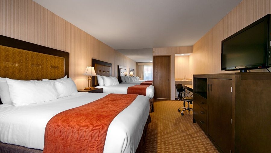 Best Western Plus Big America — Guest room