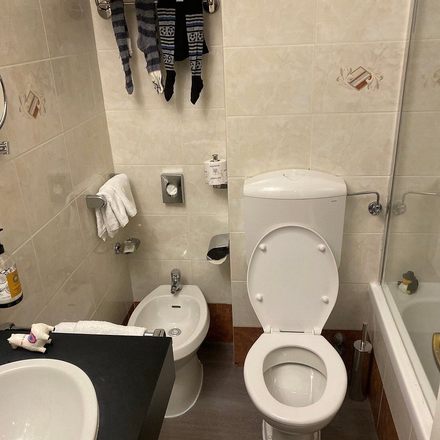 Best Western Plus CHC Florence — Bathroom