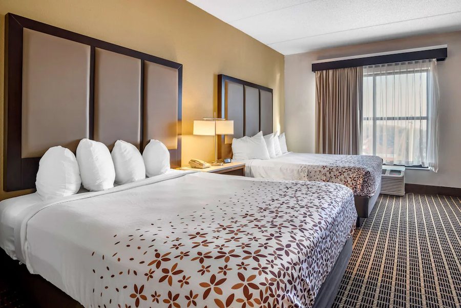 Best Western Plus Chesapeake Bay Norfolk — Guest room