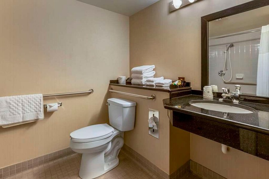 Best Western Plus Coeur d Alene Inn — Bathroom