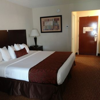 Best Western Plus Edison Inn — Guest room