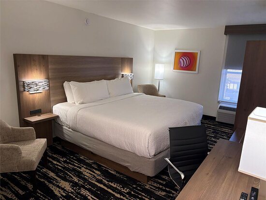 Best Western Plus Gilbert Mesa — Guest room