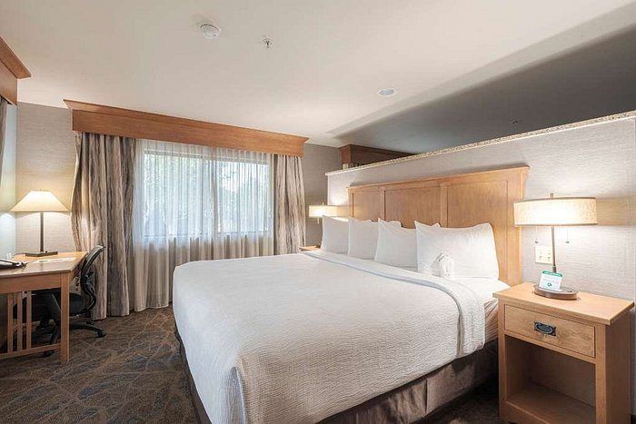 Best Western Plus Grantree Inn — Guest room