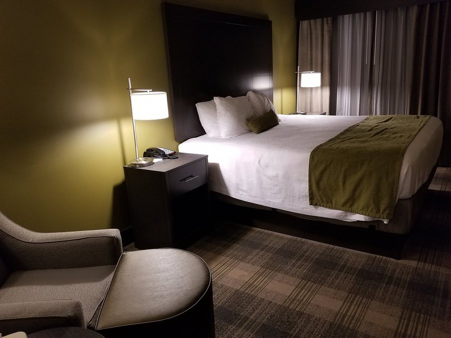 Best Western Plus New Orleans Airport Hotel — Guest room