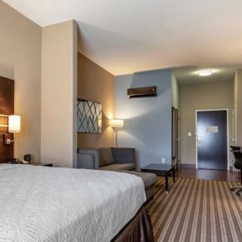 Best Western Plus North Odessa Inn Suites — Guest room