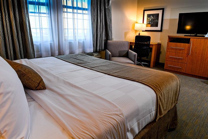 Best Western Plus Philadelphia Convention Center Hotel — Guest room