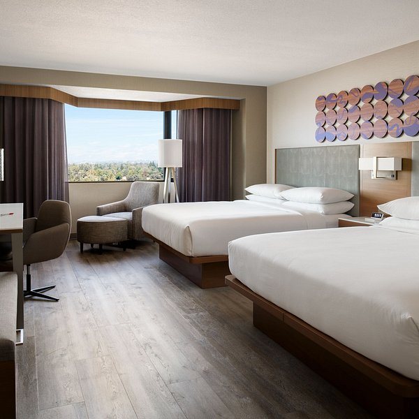 Best Western Plus Rancho Cordova Inn — Guest room