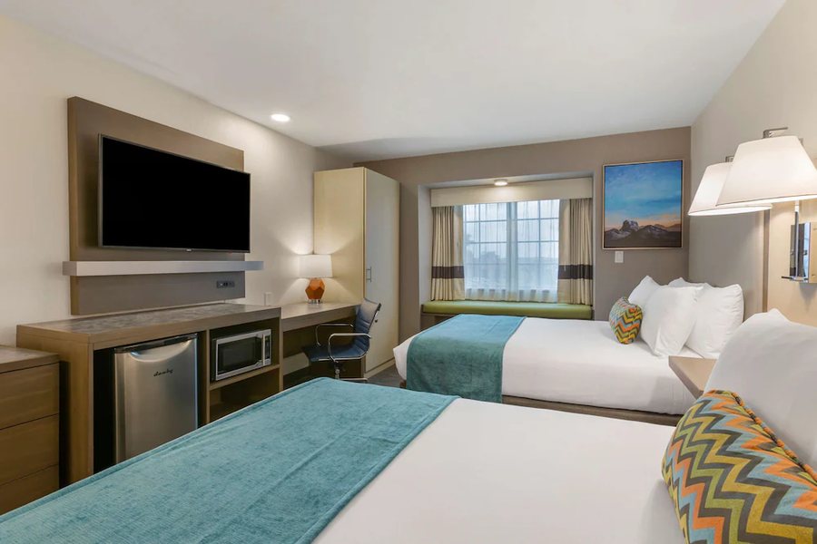 Best Western Plus Yuma Foothills Inn Suites — Guest room
