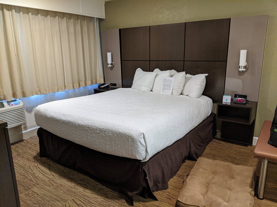 Best Western Pony Soldier Inn Suites — Guest room