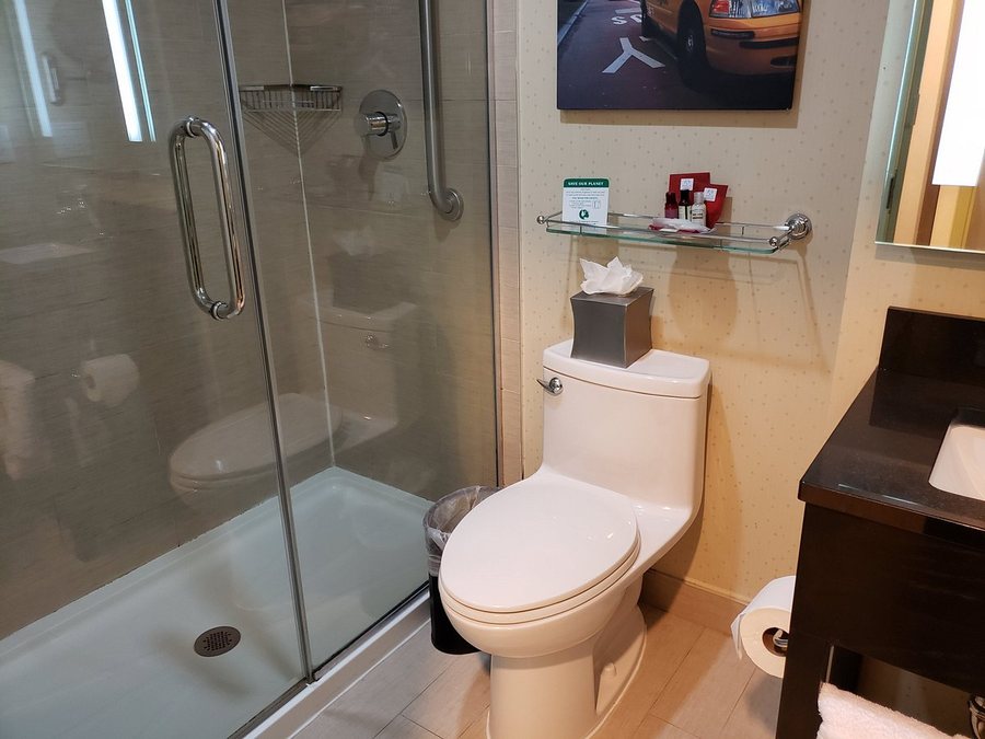 Best Western Premier Empire State Hotel New York City New York — Bathroom