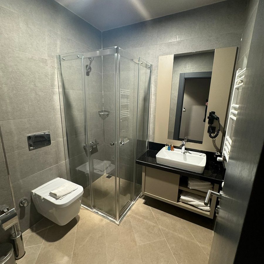Best Western Premier Hidden Hills Hotel Istanbul — Bathroom