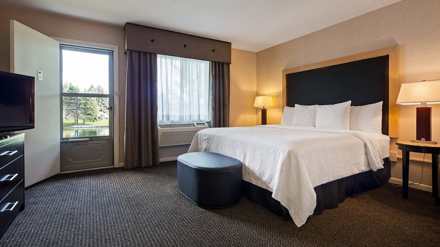 Best Western River Terrace — Guest room