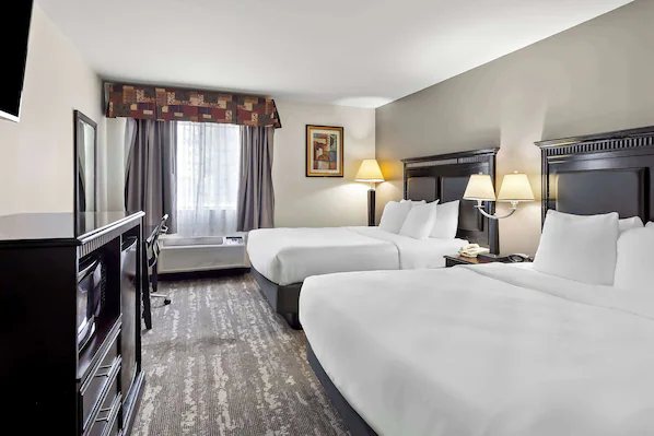 Best Western Saluki Inn — Guest room