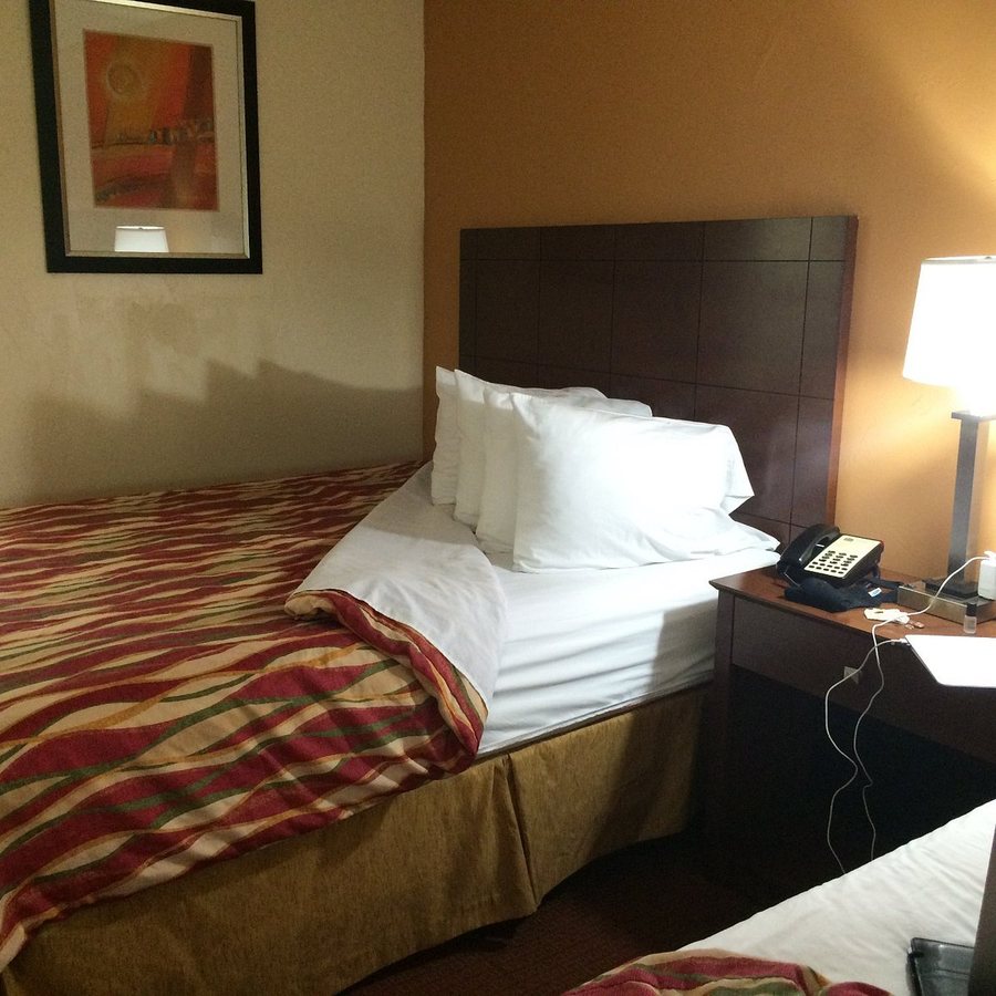 Best Western Snyder Inn — Guest room