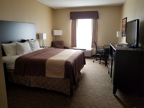 Best Western Teal Lake Inn — Guest room