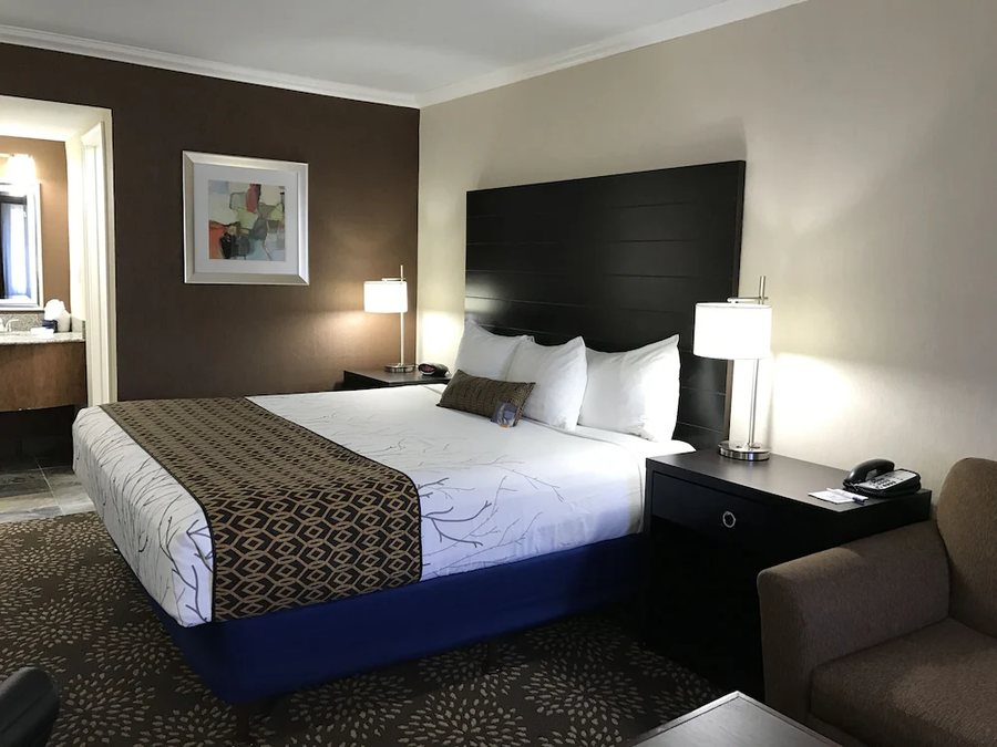 Best Western Yuma Mall Hotel Suites — Guest room