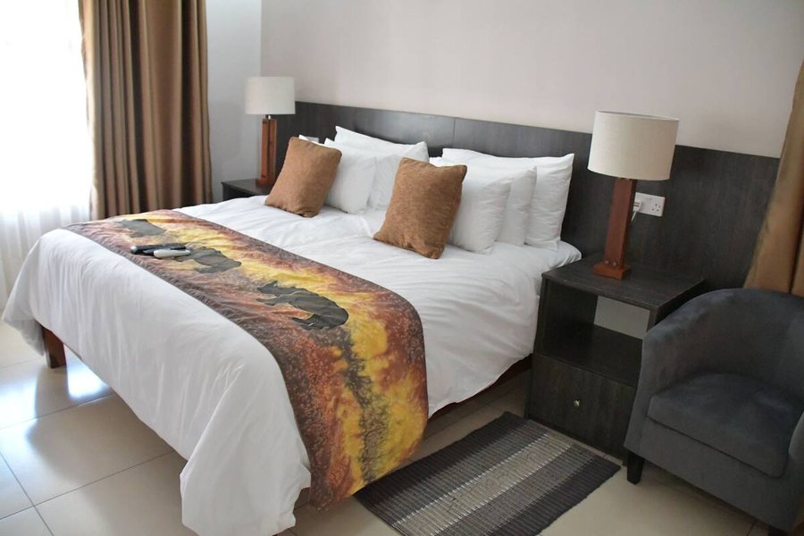 Bhejane Lodge — Guest room